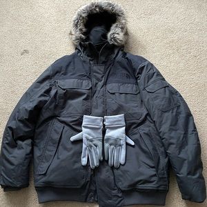 The north face men’s winter coat and gloves